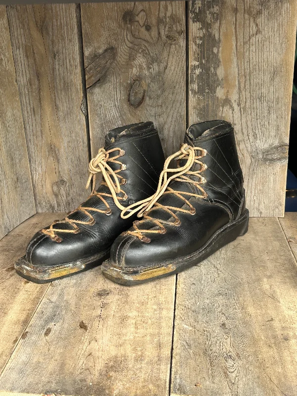 Vintage Tyrol Leather Ski Boots